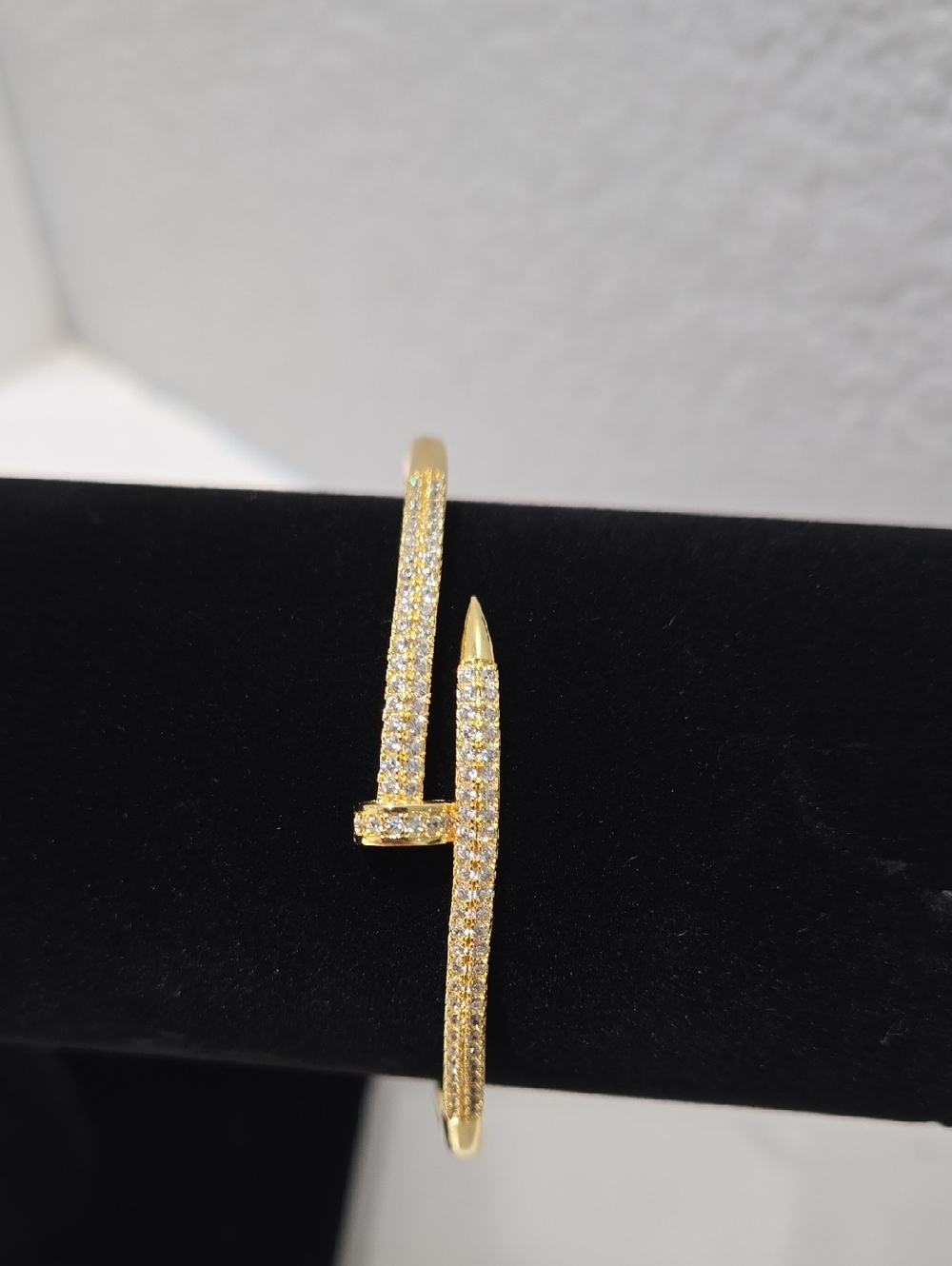 14k Gold Filled Pave Nail-Style Bracelet - Sparkling Gold Bangle